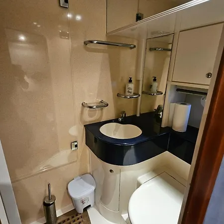 Bateau-hôtel Luxury Experience On A 16-meter Azimut Yacht