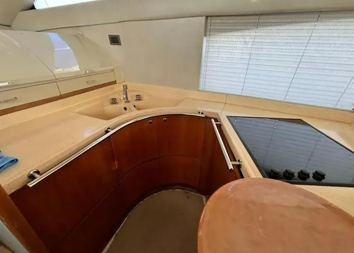 Luxury Experience On A 16-meter Azimut Yacht * Torrevieja