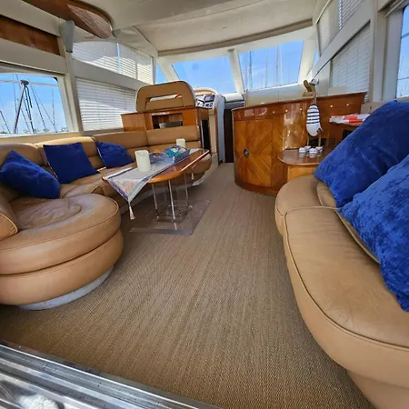 Luxury Experience On A 16-meter Azimut Yacht * Torrevieja