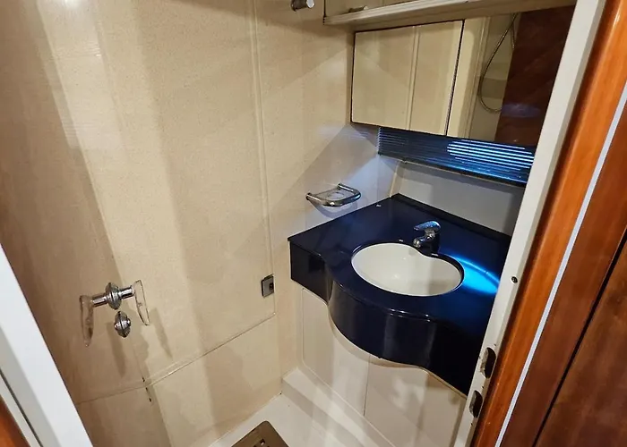 Luxury Experience On A 16-meter Azimut Yacht Torrevieja